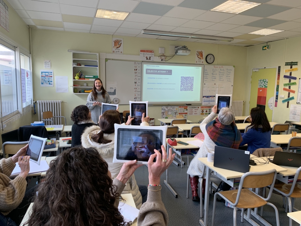 Atelier numérique éducation : une collaboration exemplaire à Mont-de-Marsan