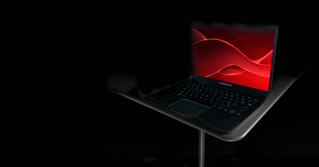 PC Y13 Gen 2 sombre sur table